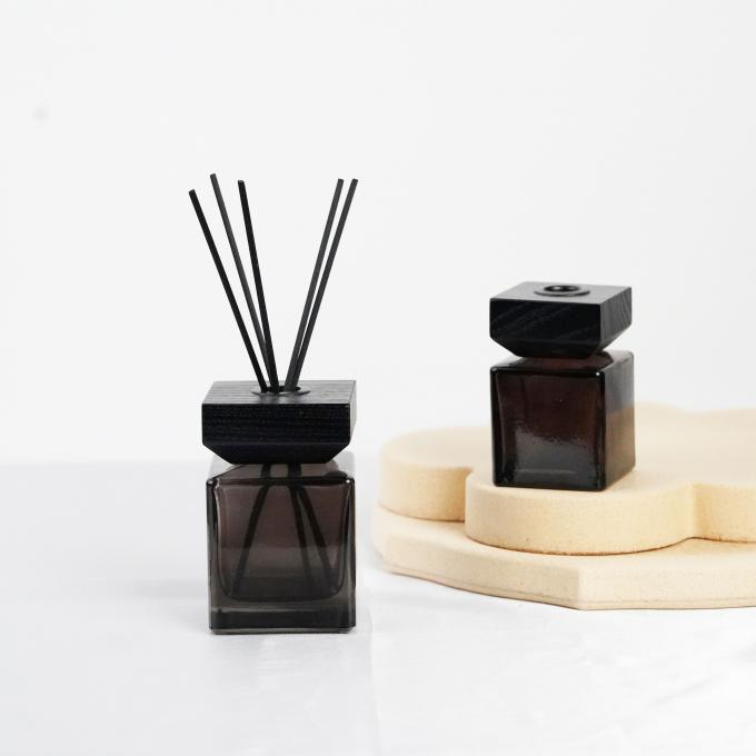 100ml 200ml Luxury Square Reed Diffuser Glass Bottle With Wooden Cap 4